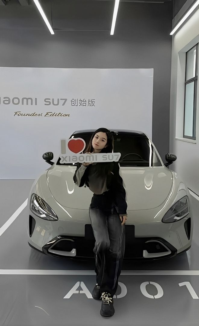 质量都这么高的吗？仙女也就长这样吧不朽情缘手机版小米SU7的美女车主(图10)