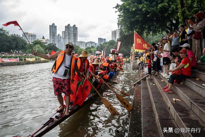 龙舟翻2条翻船原因离谱这下要被嘲笑了不朽情缘MG猎德村的船翻了！3条新(图8)