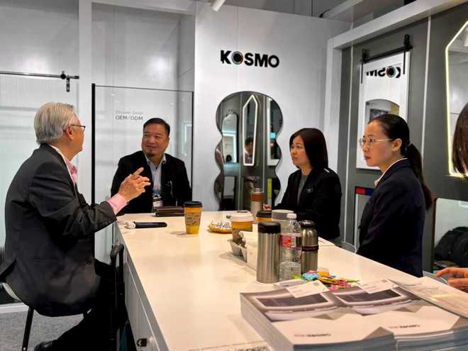 KOSMO 技术硬核驱动镜显非凡实力mg不朽情缘网站2025美国KBIS展(图3)